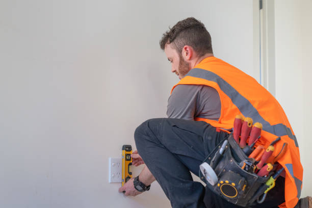 Best Circuit Breaker Repair  in River Ridge, FL